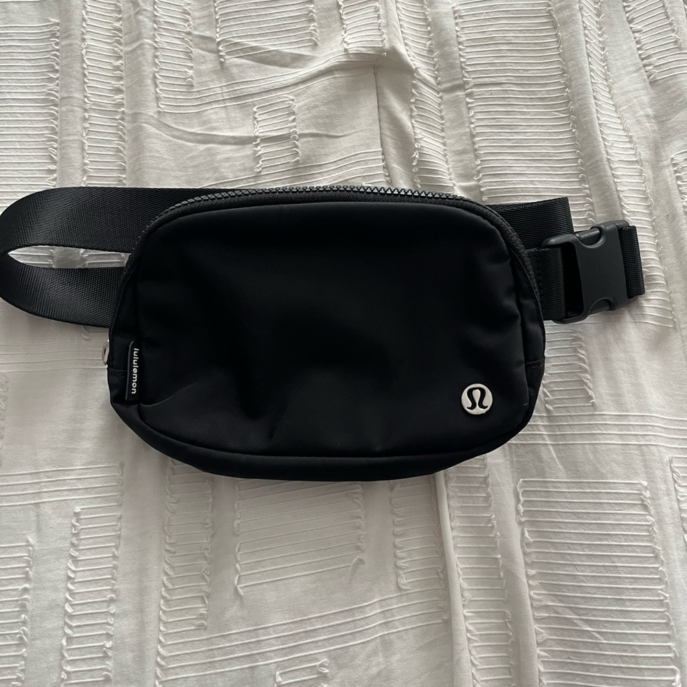 Lululemon Belt Bag